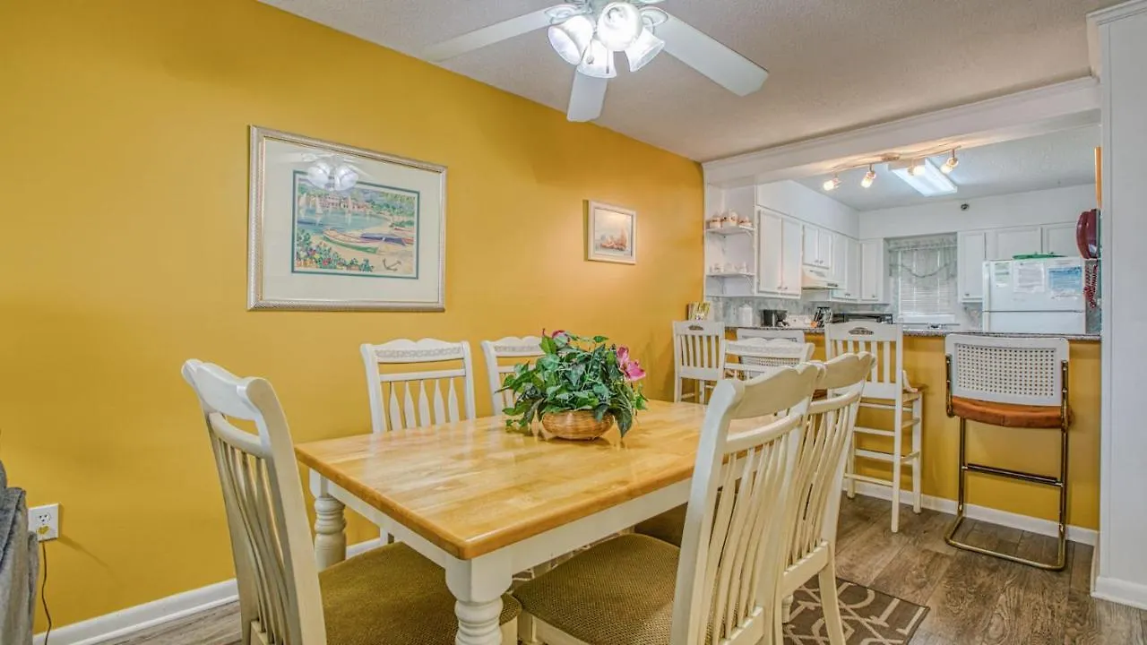 Destin On The Gulf 201 - Beach Front Property Holiday home