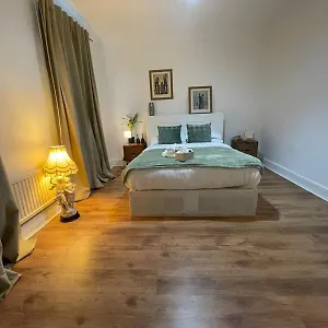 https://park-view-homestay.cambridgehotelsuk.com